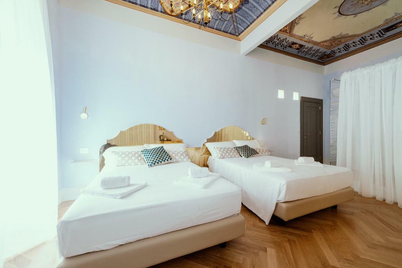 Palazzo Dei Grifoni - Luxury Suites - San Benedetto del Tronto Exteriör bild