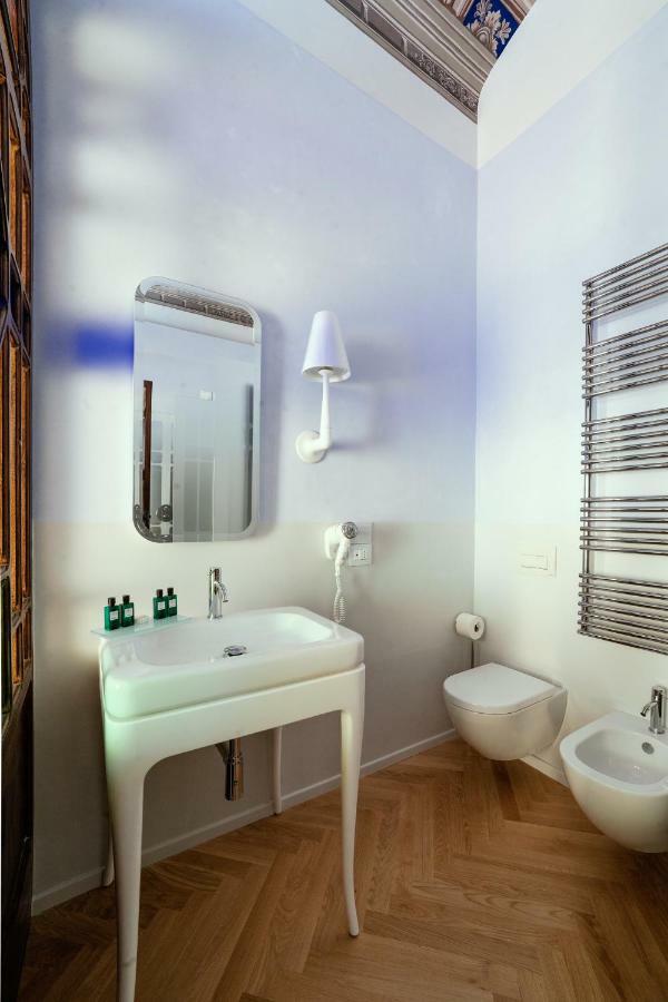 Palazzo Dei Grifoni - Luxury Suites - San Benedetto del Tronto Exteriör bild