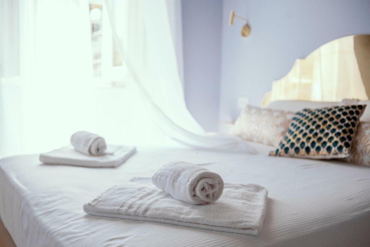 Palazzo Dei Grifoni - Luxury Suites - San Benedetto del Tronto Exteriör bild